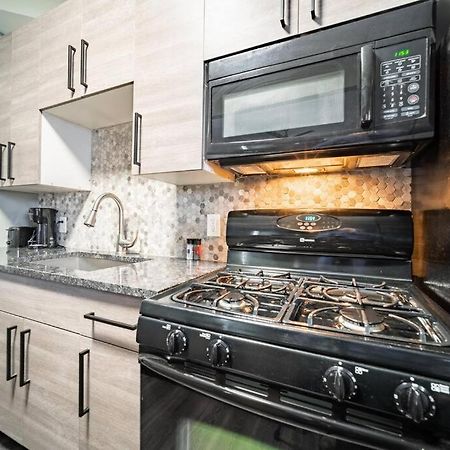 Walkable Gem In Little Italy Διαμέρισμα Κλίβελαντ Εξωτερικό φωτογραφία