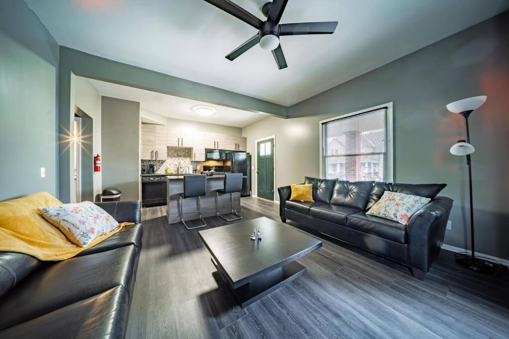Walkable Gem In Little Italy Διαμέρισμα Κλίβελαντ Εξωτερικό φωτογραφία